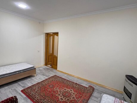M.Ə.Rəsulzadədə 2 otaqlı həyət evi kirayə verilir, 55 m², 400 AZN/ay, şəkil 3 / 7