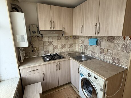 İnşaatçılarda 2 otaqlı köhnə tikili mənzil kirayə verilir, 55 m², 600 AZN/ay, şəkil 3 / 5