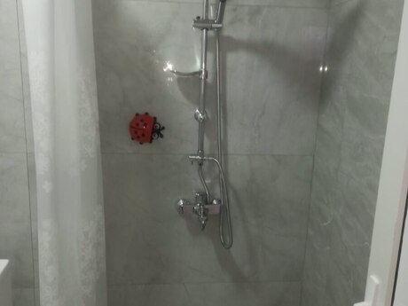 Masazırda 2 otaqlı yeni tikili mənzil kirayə verilir, 44 m², 450 AZN/ay, şəkil 5 / 7