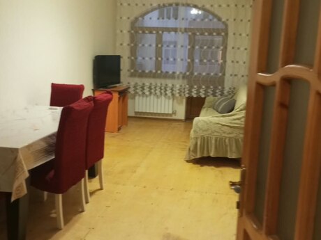 Abşeronda 3 otaqlı köhnə tikili mənzil kirayə verilir, 77 m², 450 AZN/ay, şəkil 2 / 6