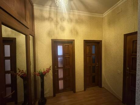 4-cü mikrorayonda 2 otaqlı yeni tikili mənzil kirayə verilir, 60 m², 600 AZN/ay, şəkil 5 / 9