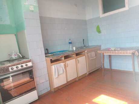 Köhnə Günəşlidə 3 otaqlı köhnə tikili mənzil satılır, 85 m², 165 000 AZN, şəkil 5 / 8