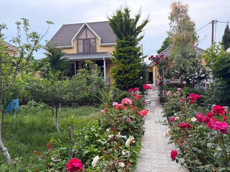 5-комн. · 180 m² · 1/1 этаж, Buzovna