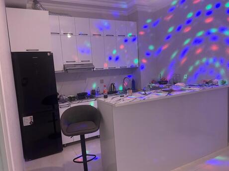 Sarayda 2 otaqlı yeni tikili mənzil satılır, 74 m², 147 000 AZN, şəkil 2 / 9