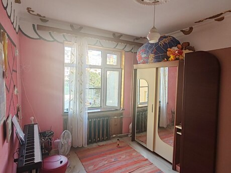 Hövsanda 2 otaqlı köhnə tikili mənzil satılır, 50 m², 118 000 AZN, şəkil 5 / 9