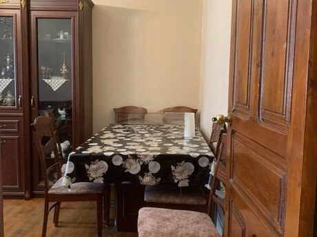 Yeni Yasamalda 3 otaqlı köhnə tikili mənzil satılır, 60 m², 175 000 AZN, şəkil 2 / 12