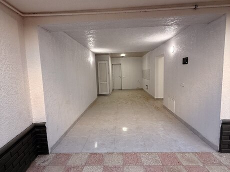 Binədə 5 otaqlı həyət evi satılır, 120 m², 99 000 AZN, şəkil 2 / 12