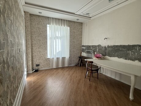 Yeni Ramanada 6 otaqlı həyət evi kirayə verilir, 280 m², 1 000 AZN/ay, şəkil 5 / 12