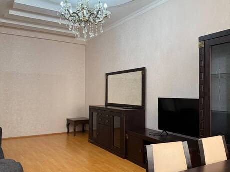 Nərimanovda 2 otaqlı yeni tikili mənzil kirayə verilir, 100 m², 800 AZN/ay, şəkil 5 / 12