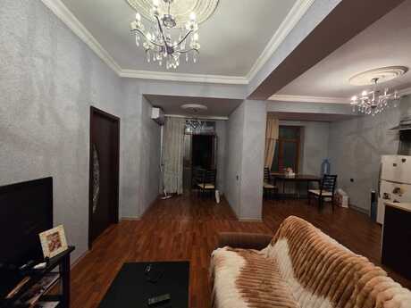 2 otaq · 65 m² · 4/6 mərtəbə, Bayıl