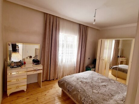 3 otaq · 95 m²