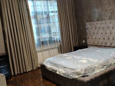 Koroğluda 5 otaqlı həyət evi kirayə verilir, 150 m², 700 AZN/ay, şəkil 2 / 10