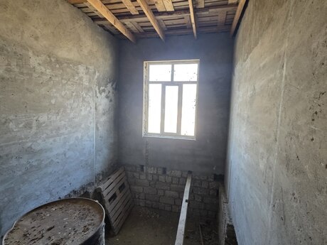 4 otaq · 97 m² · 1/1 mərtəbə, Türkan