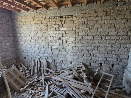Türkanda 4 otaqlı həyət evi satılır, 97 m², 70 000 AZN, şəkil 2 / 12