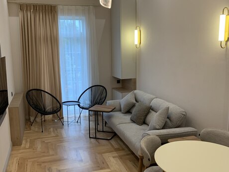 2 otaq · 70 m²