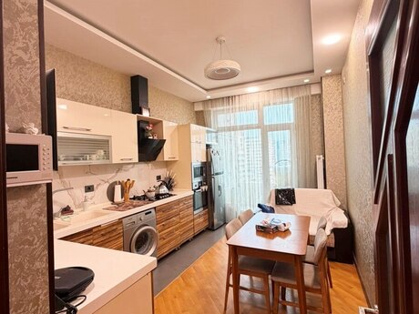 Xan Şuşinski küç.də 3 otaqlı yeni tikili mənzil kirayə verilir, 115 m², 1 350 AZN/ay, şəkil 4 / 11