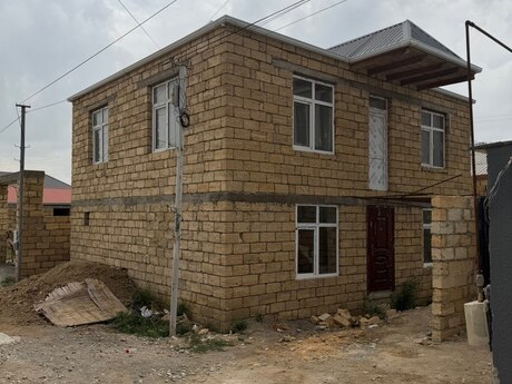 5 otaq · 150 m²