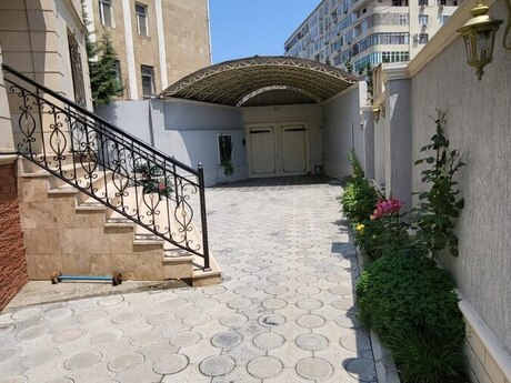 9-room house for rent in Badamdar, 340 m², 1 800 AZN/mo, photo 2 / 12