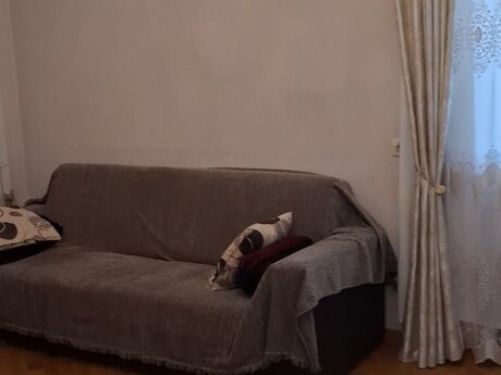Bakıxanovda 3 otaqlı köhnə tikili mənzil kirayə verilir, 90 m², 500 AZN/ay, şəkil 3 / 12