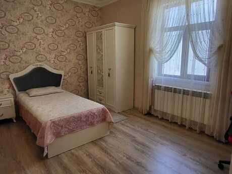 Badamdarda 7 otaqlı həyət evi kirayə verilir, 260 m², 1 800 AZN/ay, şəkil 2 / 12