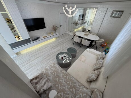 3 otaq · 117 m² · 14/18 mərtəbə, Yeni Yasamal