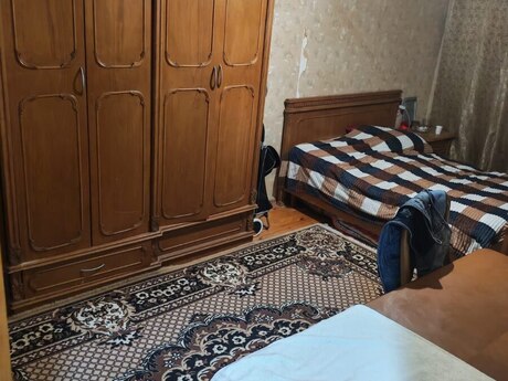 Продаётся 3-комнатная квартира в старом фонде, Yeni Günəşli, 54 м², 125 000 AZN, фото 2 / 6