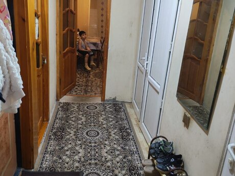 Продаётся 3-комнатная квартира в старом фонде, Yeni Günəşli, 54 м², 125 000 AZN, фото 3 / 6