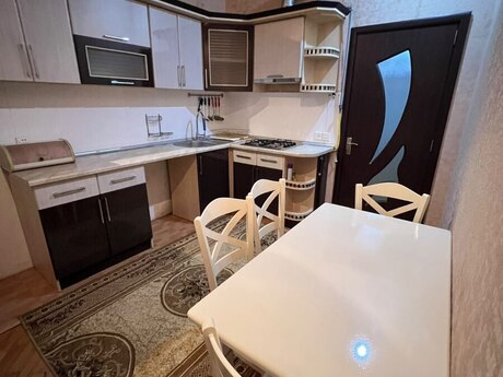 Yeni Yasamalda 3 otaqlı yeni tikili mənzil kirayə verilir, 85 m², 700 AZN/ay, şəkil 5 / 9