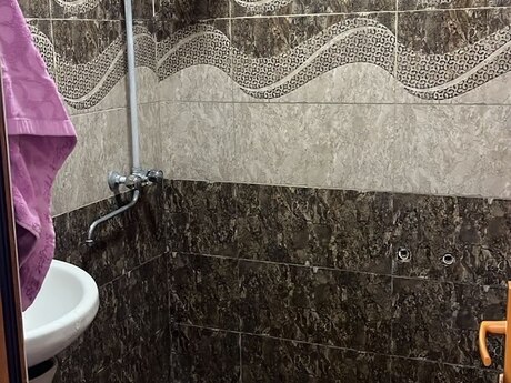 4-cü mikrorayonda 2 otaqlı köhnə tikili mənzil satılır, 45 m², 163 000 AZN, şəkil 3 / 8