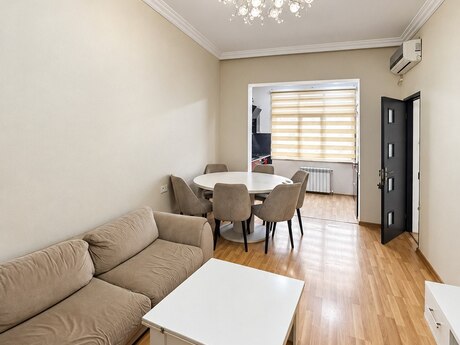 3 otaq · 67 m² · 10/15 mərtəbə, İnşaatçılar