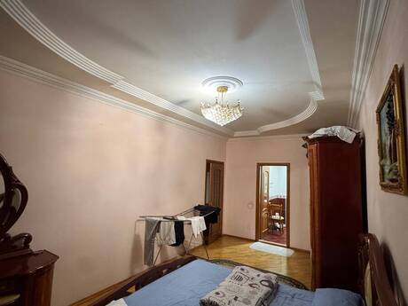 8 Noyabrda 3 otaqlı yeni tikili mənzil kirayə verilir, 145 m², 999 AZN/ay, şəkil 4 / 11