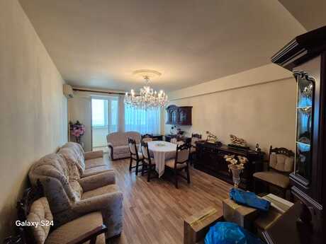 5 otaq · 120 m² · 6/9 mərtəbə, Elmlər Akademiyası