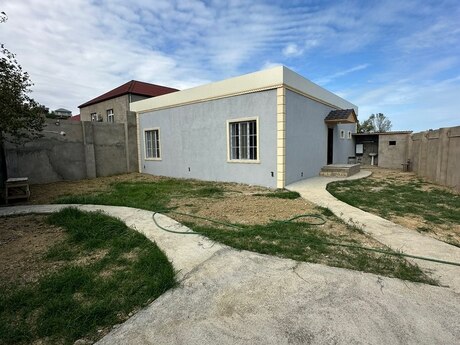 4 otaq · 130 m²