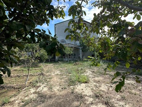 Görədildə 6 otaqlı həyət evi satılır, 200 m², 153 000 AZN, şəkil 4 / 12