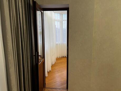 3-room new-build apartment for rent in Şah İsmayıl Xətai, 95 m², 1 400 AZN/mo, photo 3 / 12
