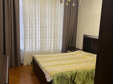 3-room new-build apartment for rent in Şah İsmayıl Xətai, 95 m², 1 400 AZN/mo, photo 2 / 12