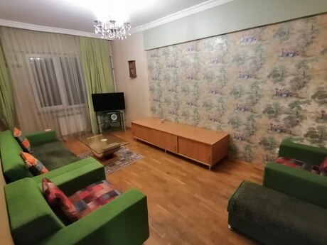 2 rooms · 52 m² · floor 2/11, Akim Abbasov küç.