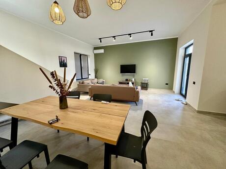 Fatmayıda 5 otaqlı həyət evi satılır, 260 m², 375 000 AZN, şəkil 2 / 12