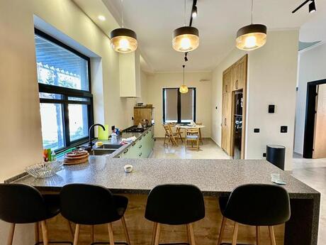 Fatmayıda 5 otaqlı həyət evi satılır, 260 m², 375 000 AZN, şəkil 5 / 12
