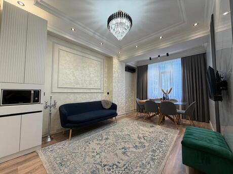 2 otaq · 50 m² · 8/17 mərtəbə, Əliyar Əliyev küçəsi