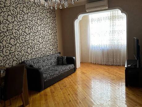 4 otaq · 120 m² · 7/9 mərtəbə, İnşaatçılar