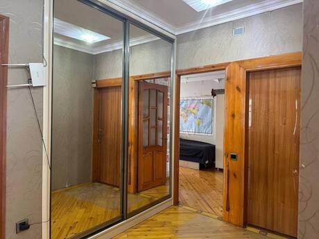 4-room old-build apartment for rent in İnşaatçılar, 120 m², 900 AZN/mo, photo 5 / 12