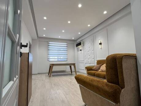 Masazırda 2 otaqlı köhnə tikili mənzil satılır, 56 m², 88 000 AZN, şəkil 2 / 11