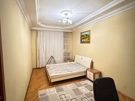 8 Noyabrda 3 otaqlı yeni tikili mənzil kirayə verilir, 140 m², 1 000 AZN/ay, şəkil 5 / 12