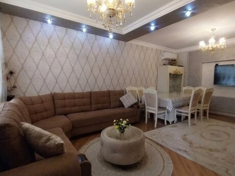 4 otaqlı ev, 2 m², Əmircan, 160 000 AZN
