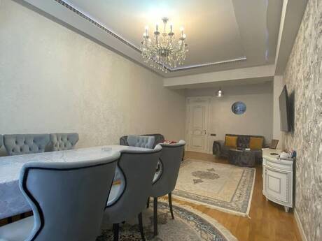 Nəriman Nərimanovda 3 otaqlı yeni tikili mənzil kirayə verilir, 135 m², 800 AZN/ay, şəkil 3 / 12