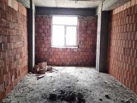 Qurtuluş 93 kompleksində 2 otaqlı yeni tikili mənzil satılır, 68 m², 67 000 AZN, şəkil 3 / 7