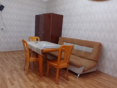 1 otaq · 32 m² · 1/2 mərtəbə, Memar Əcəmi
