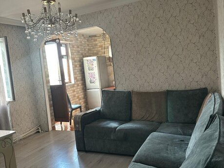 2 otaq · 54 m²