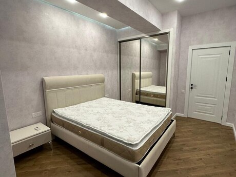 White Tower kompleksində 2 otaqlı yeni tikili mənzil kirayə verilir, 93 m², 1 350 AZN/ay, şəkil 3 / 12